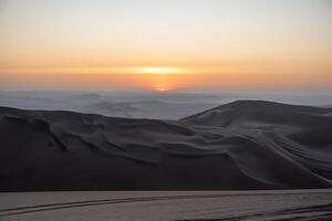 2023 8 13 Peru pôr do sol dentro a deserto 3 foto