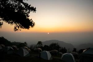 manhã Visão em a montanha, natureza, doi ang khang, Tailândia foto