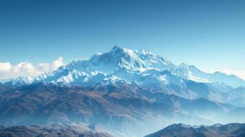 ai gerado uma majestoso montanha faixa, com coberto de neve picos imponente contra uma pano de fundo do Claro azul céu foto