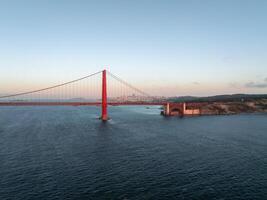 famoso dourado portão ponte, san francisco às pôr do sol, EUA foto