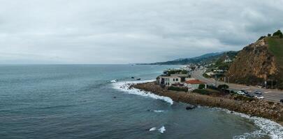 Malibu de praia aéreo Visão dentro Califórnia perto los anjos, EUA. foto