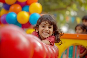 puro alegria e inocência do crianças jogando dentro uma colorida Parque infantil foto