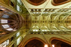 Saint-Nizier Igreja - Lyon, França foto