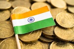 Índia bandeira em moedas dinheiro, finança e contabilidade, bancário conceito. foto