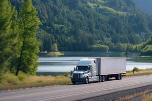 ai gerado uma ampla branco semi caminhão estava dirigindo em a estrada perto a lago. comercial carga semi-caminhão dentro uma refrigerado semi-reboque ao longo a estrada com verde árvores perto a lago foto