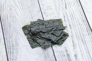 coreano nori algas marinhas salgadinhos amontoar foto