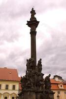 vista da cidade velha de praga - edifícios antigos foto