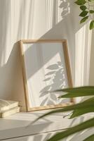 ai gerado a4 tamanho de madeira quadro, Armação brincar inclinado em uma branco gaveta contra uma quarto parede, refletindo a suave brilho do janelas foto