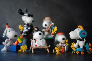 Bangkok, Tailândia - fevereiro 12, 2024 fofa brinquedo do snoopy a melhor amigos Series figuras Formato pop mart foto