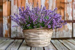 ai gerado vime cesta cheio do lavanda em de madeira mesa foto