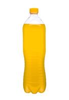 plastik garrafa com amarelo líquido foto