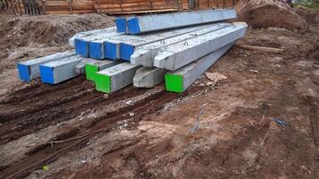 plantar do reforçado concreto estruturas reforçado concreto pilhas foto