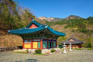 sinheungsa têmpora dentro seoraksan nacional parque, Soraksan, sul Coréia foto