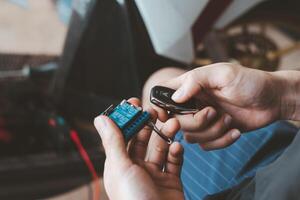 a retransmissão instalação e teste sistema é conectado para a controlo remoto ao controle trava e iniciante do a motocicleta através uma controlo remoto ao controle, fazer isto conveniente e seguro para usar. foto