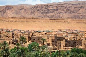 Cidade e oásis do tinerhir, Marrocos foto