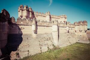 coca castelo Castillo de coca é uma fortificação construído dentro a 15º século e é localizado dentro coca, dentro segovia província, castilla y leão, Espanha foto