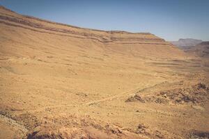 uma par do pedras dentro a Atlas montanha faixa. foto