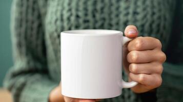 ai gerado uma fêmea mão segurando branco caneca foto