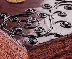 bolo com cobertura chocolate fechar acima foto
