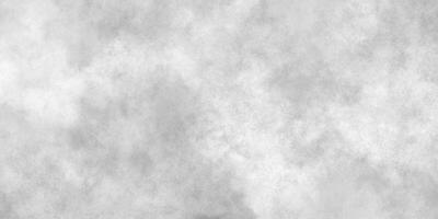 abstrato nublado prata tinta efeito branco papel textura, velho e granulado branco ou cinzento grunge textura, Preto e mais branco fundo com inchado fumaça, branco fundo ilustração. foto