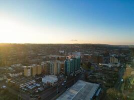 Alto ângulo Visão do edifícios às cidade Centro e centro da cidade do Luton, Inglaterra Unidos reino. dezembro 1º, 2023 foto