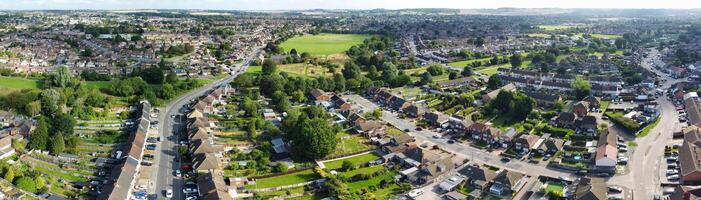 aéreo panorâmico Visão do leste luton cidade do Inglaterra Reino Unido. agosto 17, 2023 foto