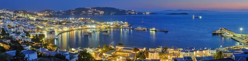 mykonos ilha porta com barcos, Cíclades ilhas, Grécia foto