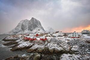 hamnoy pescaria Vila em lofoten ilhas, Noruega foto