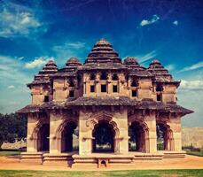 lótus mahal dentro hampi, Karnataka, Índia foto