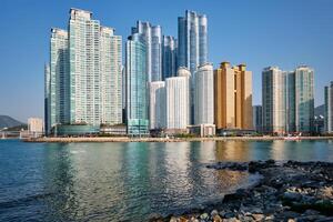 marinho cidade arranha-céus dentro busan, sul Coréia foto