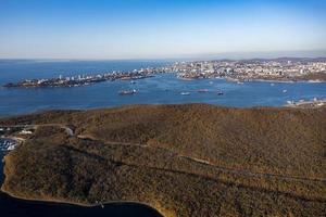 vista aérea da ilha russa e vladivostok, Rússia foto