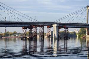 velho ponte construção. foto