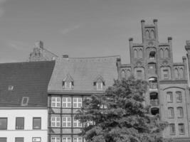 a cidade de luebeck foto