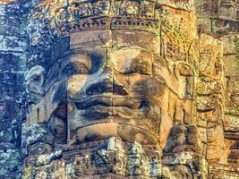 bodhisattva avalokiteshvara face em Bayon têmpora dentro Angkor, Camboja foto