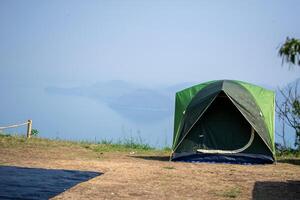 acampamento e barraca sites turismo relaxamento natureza. foto