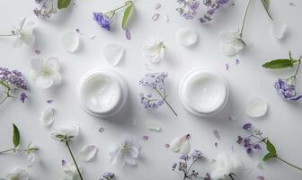 ai gerado dois creme jarra em branco maquetes aninhado no meio delicado flor pétalas em uma branco fundo foto