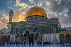 dourado cúpula mesquita foto
