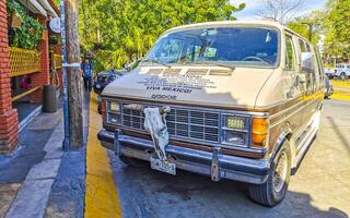 porto escondido Oaxaca México 2023 mexicano pegar caminhão carro suv 4x4 fora estrada veículos México. foto