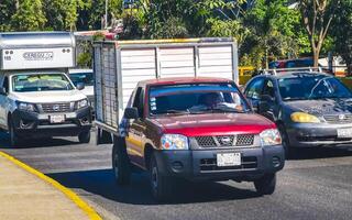 porto escondido Oaxaca México 2023 mexicano pegar caminhão carro suv 4x4 fora estrada veículos México. foto