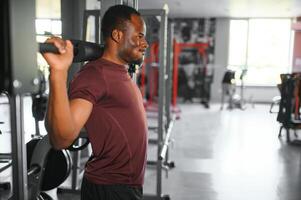 retrato do masculino africano americano atleta em Treinamento foto