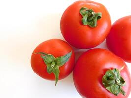 tomates dentro a cozinha foto