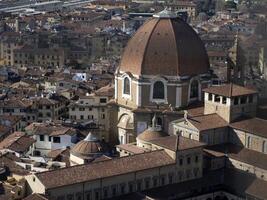 cappelle medicee Florença aéreo Visão paisagem urbana a partir de giotto torre detalhe perto catedral santa maria dei Fiori, Brunelleschi cúpula Itália foto