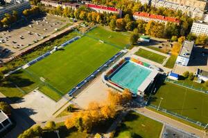 Esportes complexo dentro a Centro do Minsk com aberto estádios para jogos.belarus foto