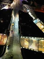 aéreo noite Visão do iluminado cidade Centro edifícios do Birmingham central cidade do Inglaterra Unidos reino. marcha 30, 2024 foto