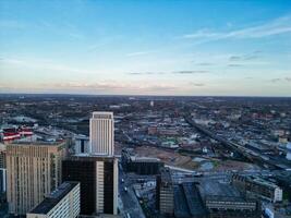 cidade Centro edifícios do Birmingham central cidade do Inglaterra Unidos reino durante pôr do sol. marcha 30, 2024 foto