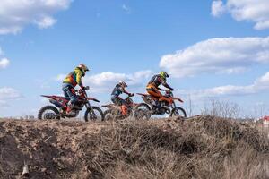 Carcóvia. Ucrânia marcha 2021 moto Cruz Treinamento enduro bicicleta passeio fora estrada rastrear foto