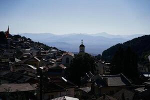 Visão do a cidade do Krushevo, Macedônia foto