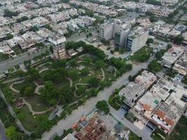 aéreo Visão do defesa a Principal quadrado, uma pequeno Cidade dentro Lahore Paquistão. foto