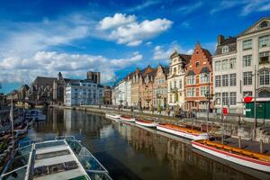 Gent canal. Gante, Bélgica foto