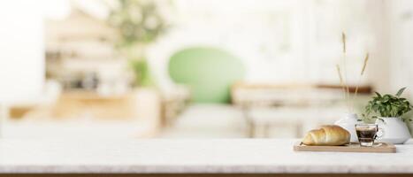 uma apresentação espaço para exibindo produtos em uma mesa com uma borrado fundo do uma café fazer compras. foto